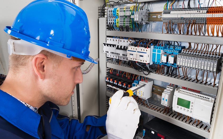 électricien de maintenance Paris 11